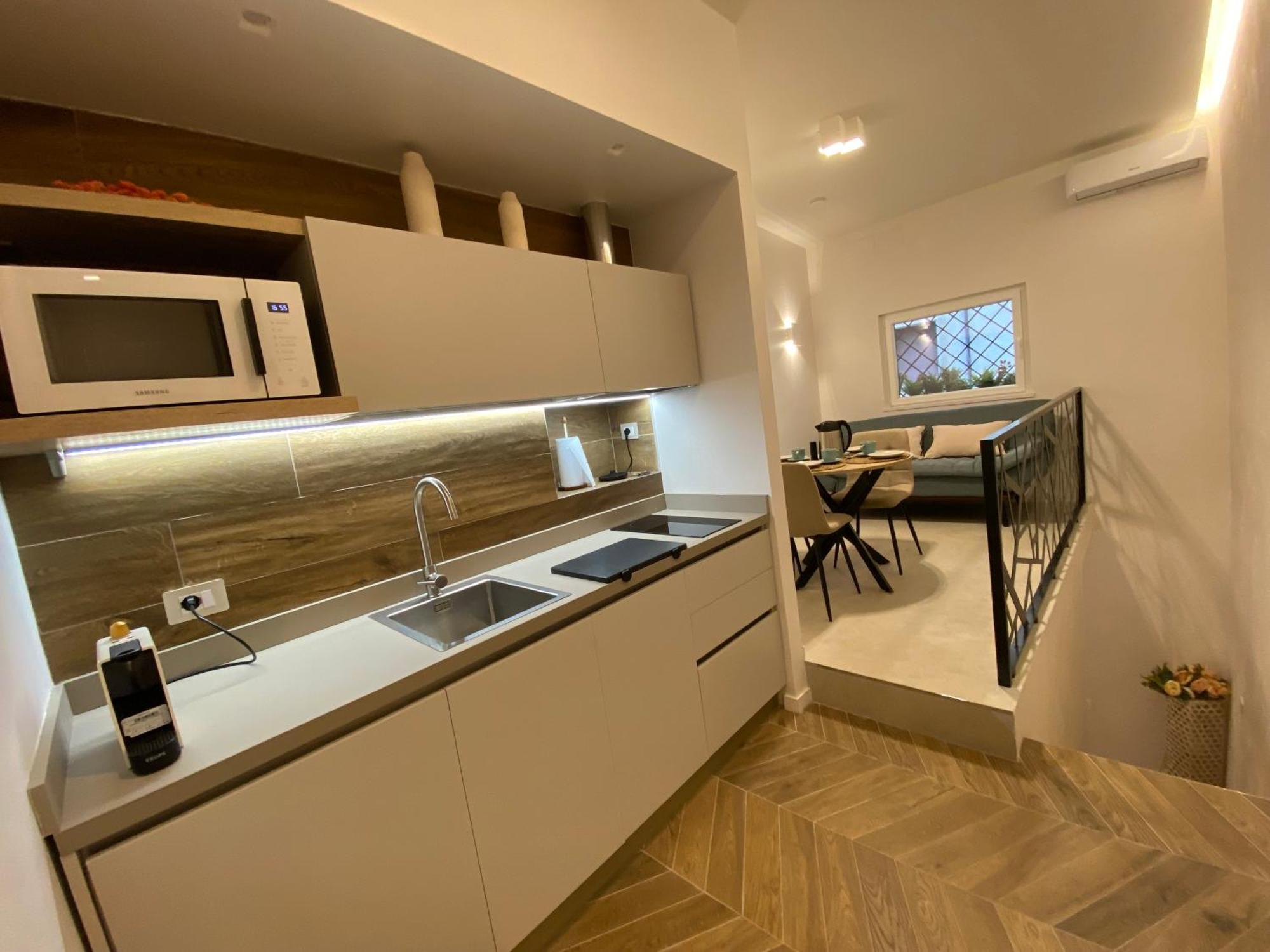 Ghirlanda House Apartment Rome